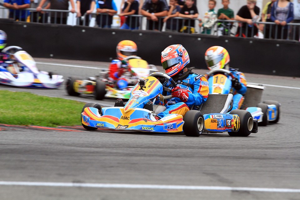 Lanari Racing Team fährt auf ADAC Kart Masters-Podium