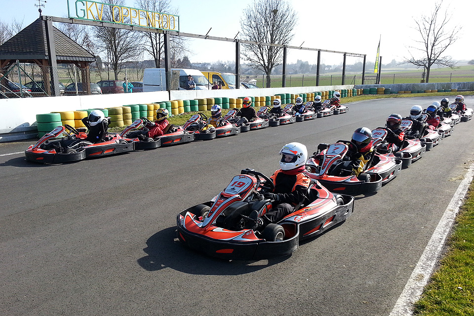 Kart-Lizenzlehrgang auf der Motorsportarena Stefan Bellof in Oppenrod