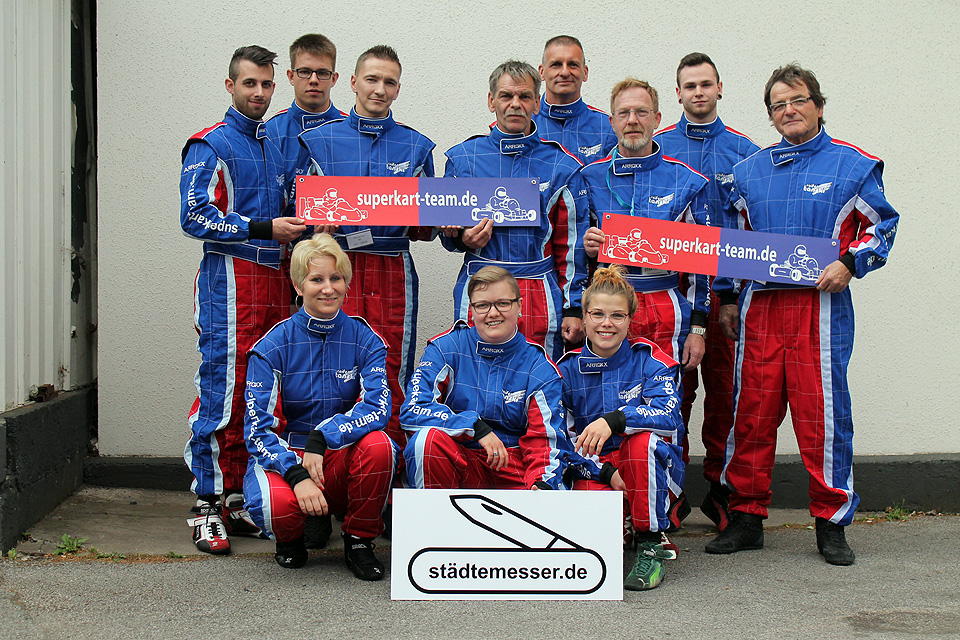 Städtemesser/Superkart-Team schafft es mit Drei Teams in das Finale