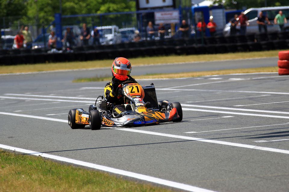 Dauenhauer holt sich Tagessieg in Oschersleben