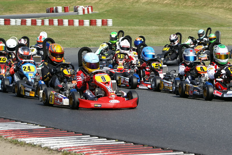 Aufregendes ADAC Kart Cup-Wochenende in Wackersdorf