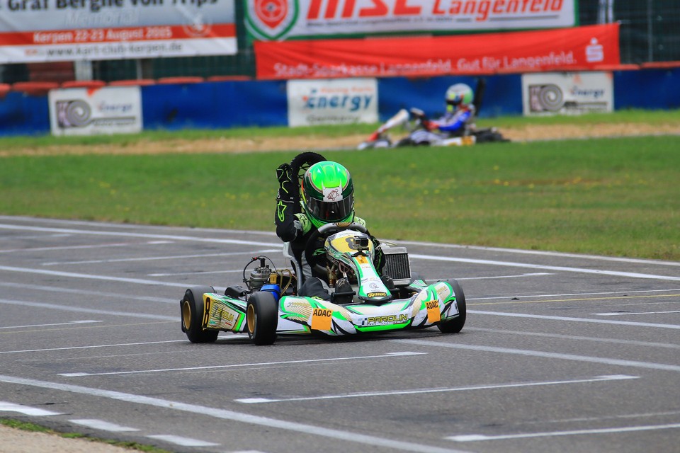 Hugo Sasse gewinnt ADAC Kart Masters in Kerpen