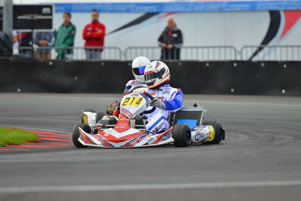 Mach1 Kart in Oschersleben erfolgreich