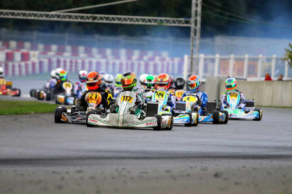 ADAC Kart Masters Kalender 2016 steht