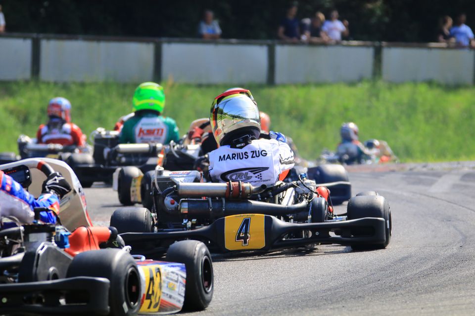 Marius Zug bleibt im ADAC Kart Masters in Schlagdistanz