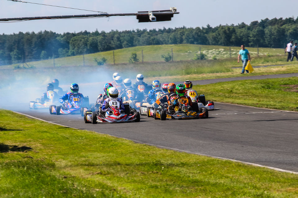 NAKC: Spannender Kartsport auf dem Fliegerhorst