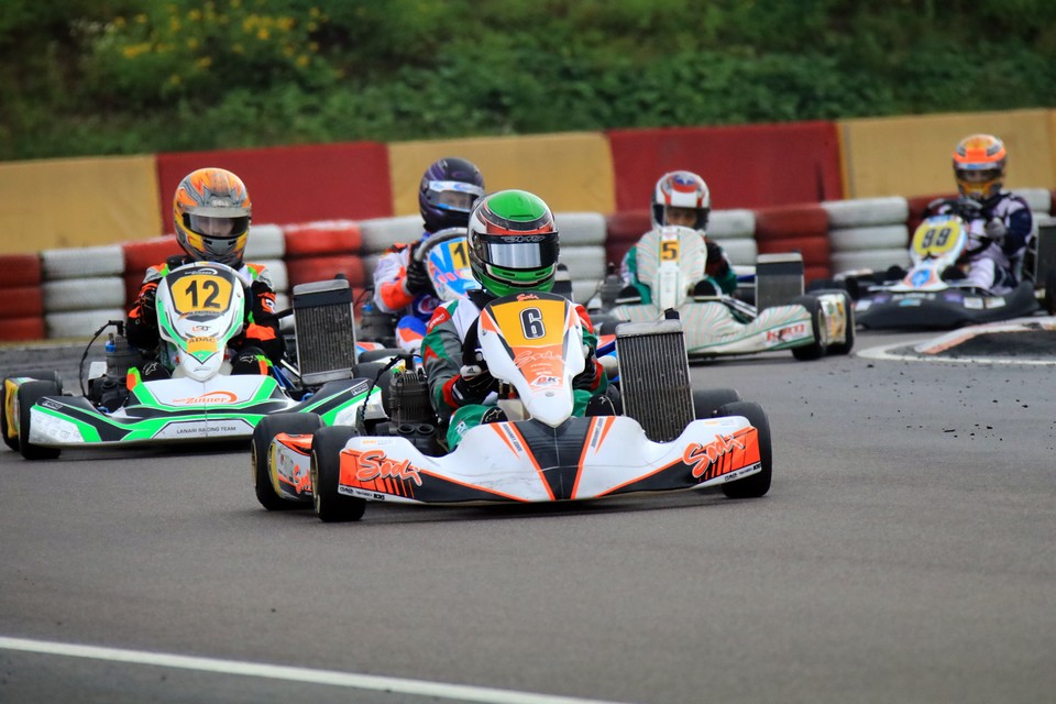 Marek Schaller gewinnt Meistertitel im ADAC Kart Masters