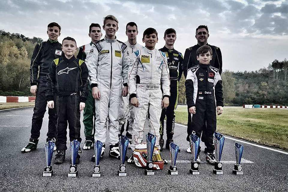 Pokalregen für RMW motorsport beim Memorial in Kerpen