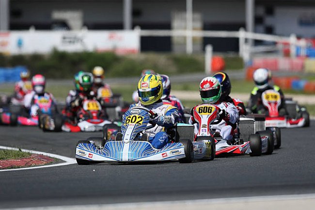 Heiße Halbzeit der ROTAX MAX Euro Challenge in Salbris