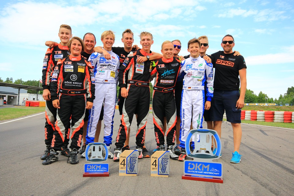 CRG TB Racing Team feiert Rennsieg in Wackersdorf