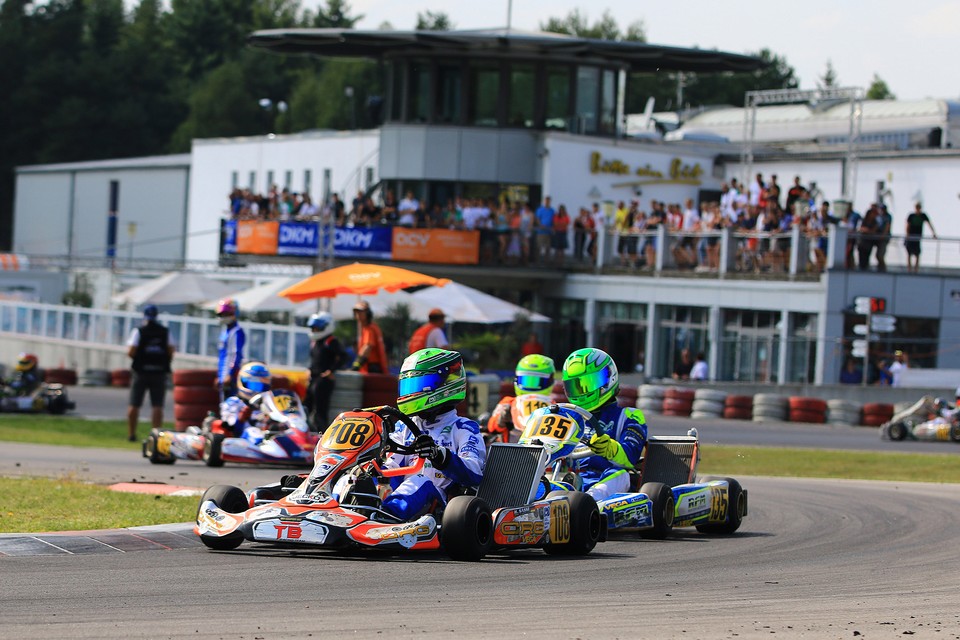 CRG TB Racing Team wahrt auch Titel-Chance in der DKM