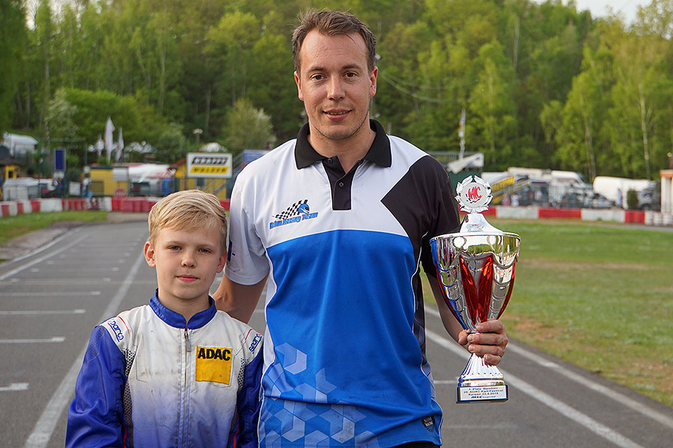 Zweiter ADAC Kart Cup-Tagessieg in Folge für Maxim Rehm