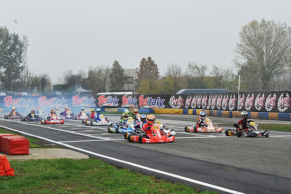 Neue Sieger bei WSK Final Cup-Halbzeit