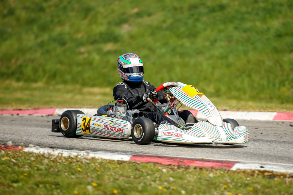 Pole, Podium und Pokale für Kartshop Ampfing bei Heimrennen