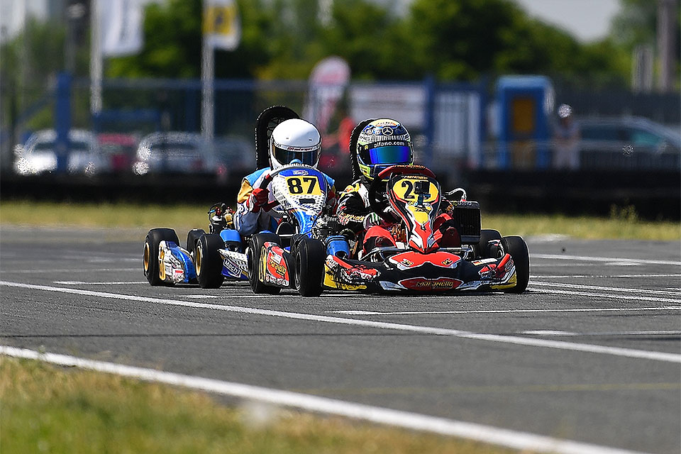 Leon Hoffmann fährt in Oschersleben auf Platz zwei