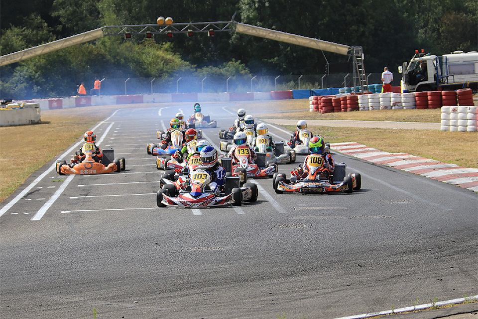 Ereignisreiches Wochenende bei den  ACV Kart Masters in Kerpen