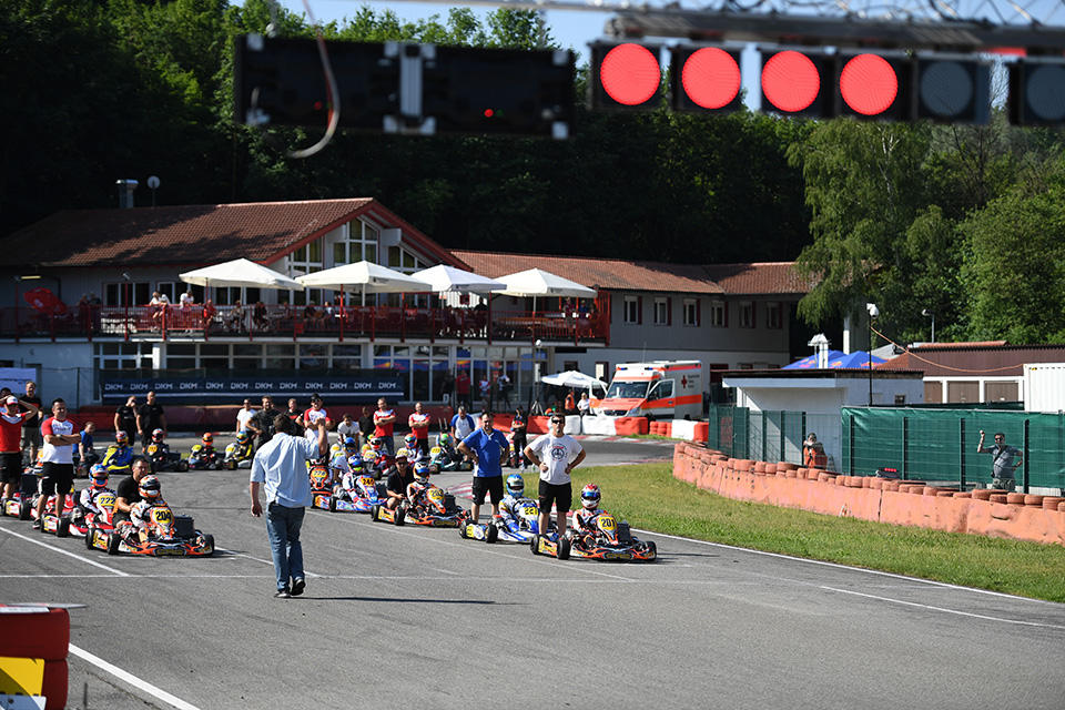 Finale der Deutschen Kart-Meisterschaft in Ampfing