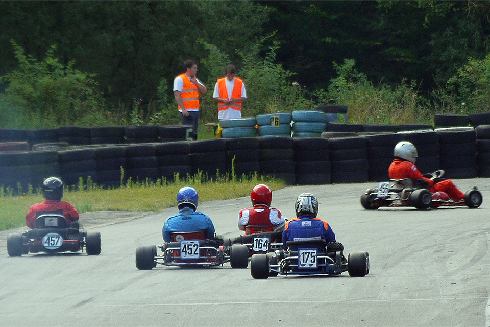 Finale der historischen Kartfahrer beim Trips Memorial in Kerpen