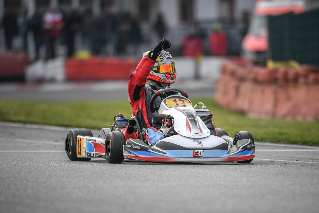 Alexander Tauscher siegt beim Finale der Deutschen Kart-Meisterschaft