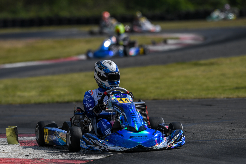 Erster Kartsport-Sieg für Juliano Holzem