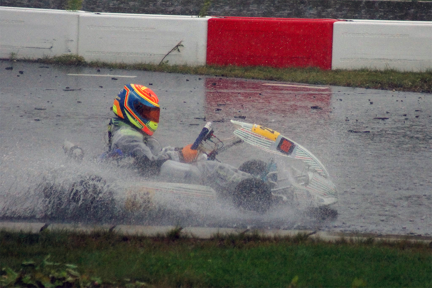 Race Time Kart Trophy Weiss-Blau in Mülsen für die Zeller-Brüder