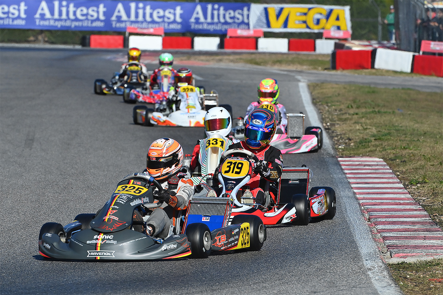 Mathilda Paatz überzeugt beim internationalen Kartrennen im italienischen Lonato