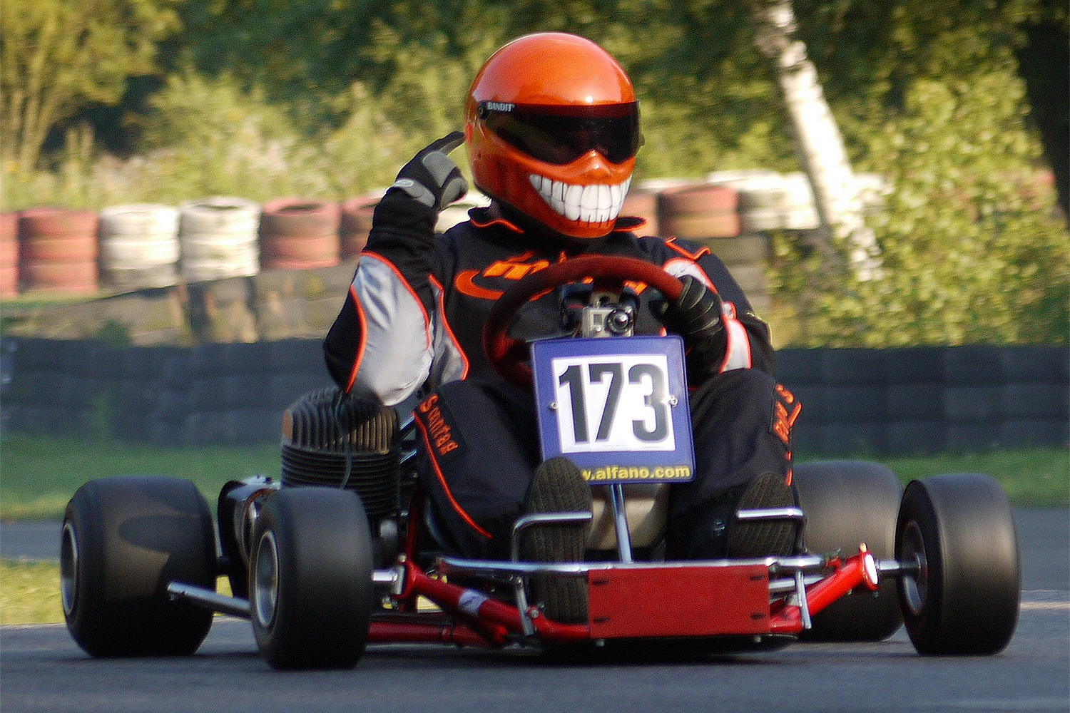 Finale der historischen Kartfahrer beim Trips Memorial in Kerpen