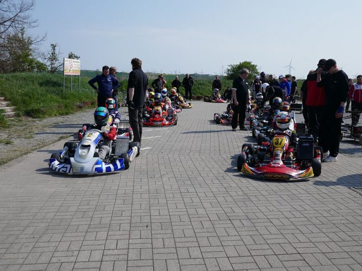 Start frei für den Norddeutschen ADAC Kart Cup￼