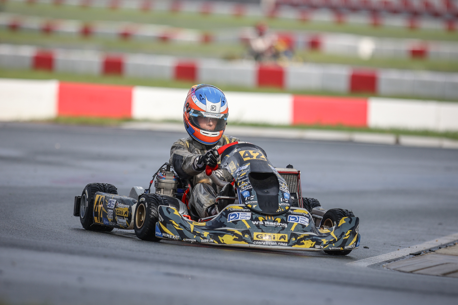 Rookie Maximilian Schleimer wird Vizemeister im ADAC Kart Masters