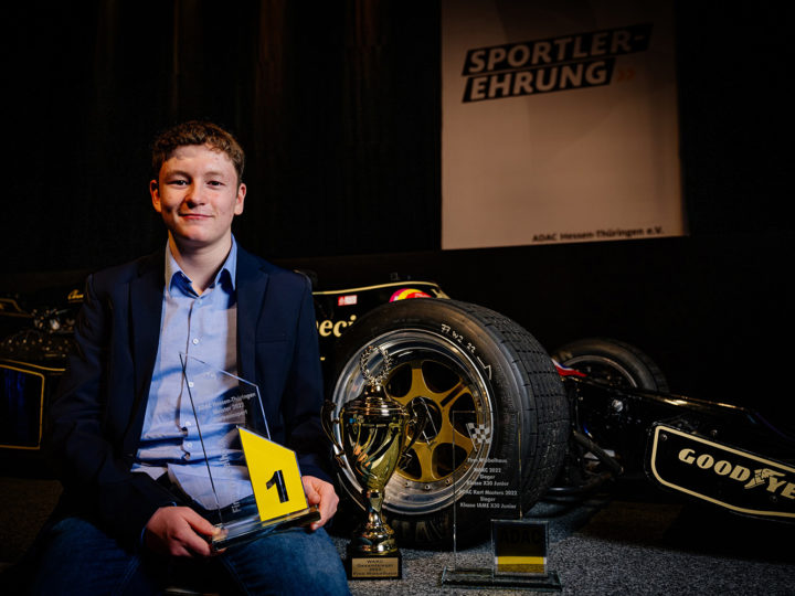 Vierfach-Champion Finn Wiebelhaus steigt in Formel 4 auf