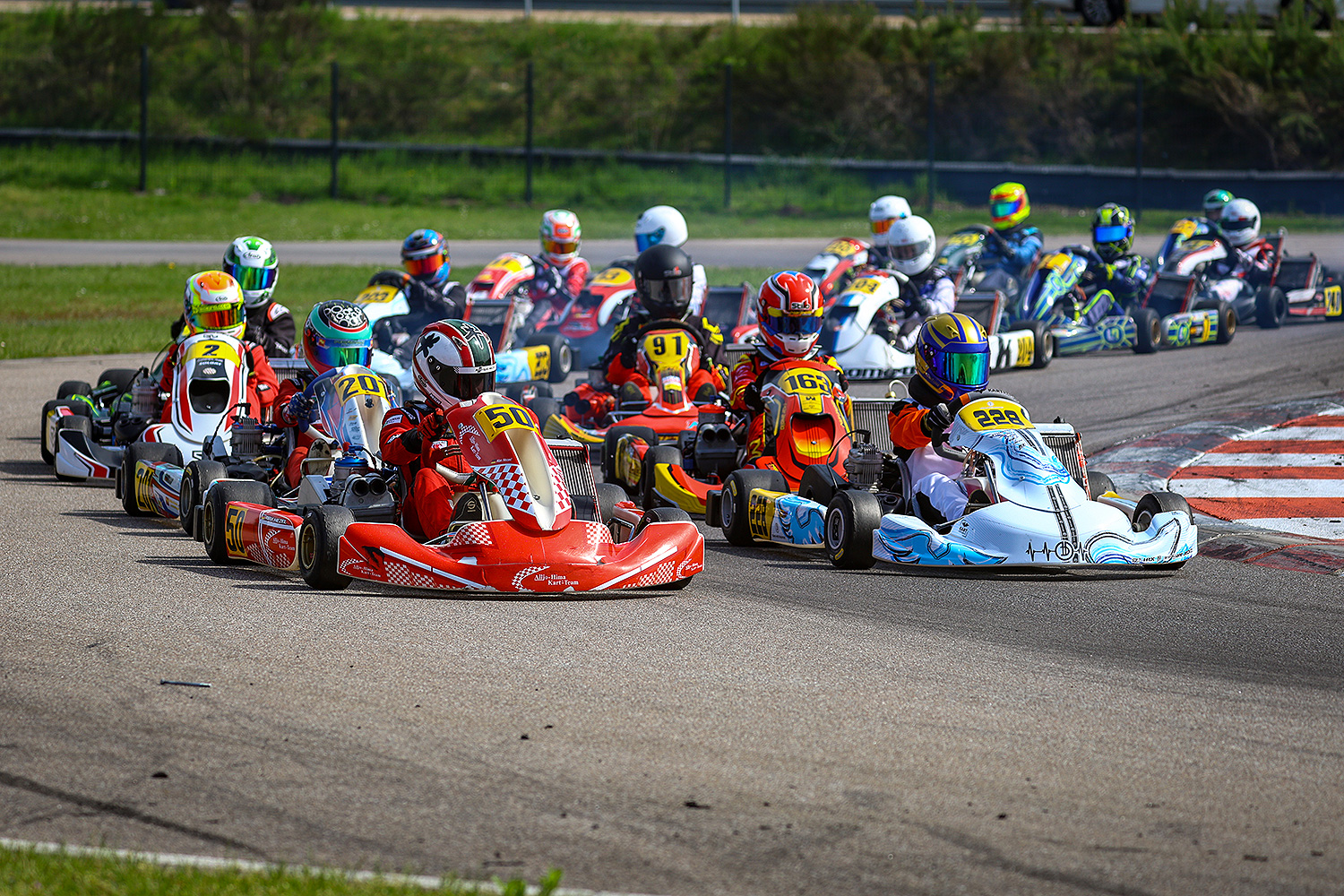 Zwei Tagessiege für Dörr Motorsport in Wackersdorf