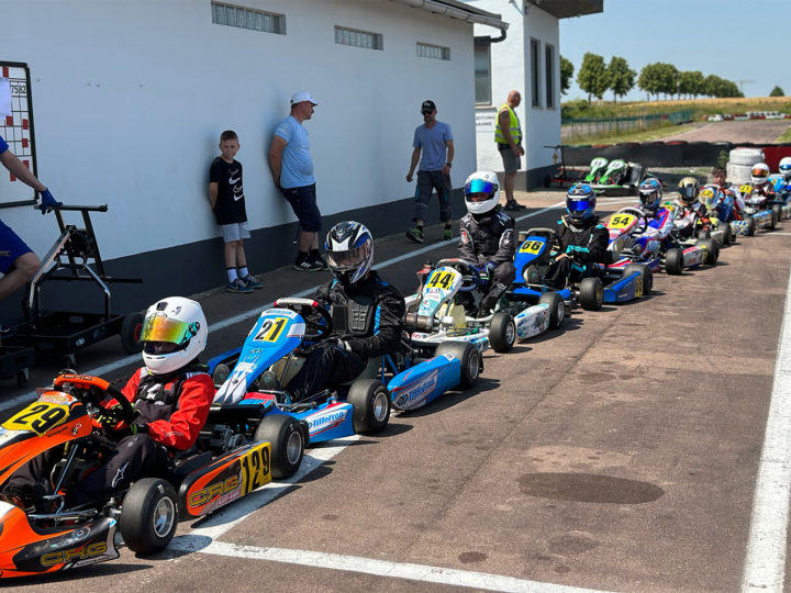 Volles Starterfeld beim „Motodrom-Belleben Einsteiger-Cup“