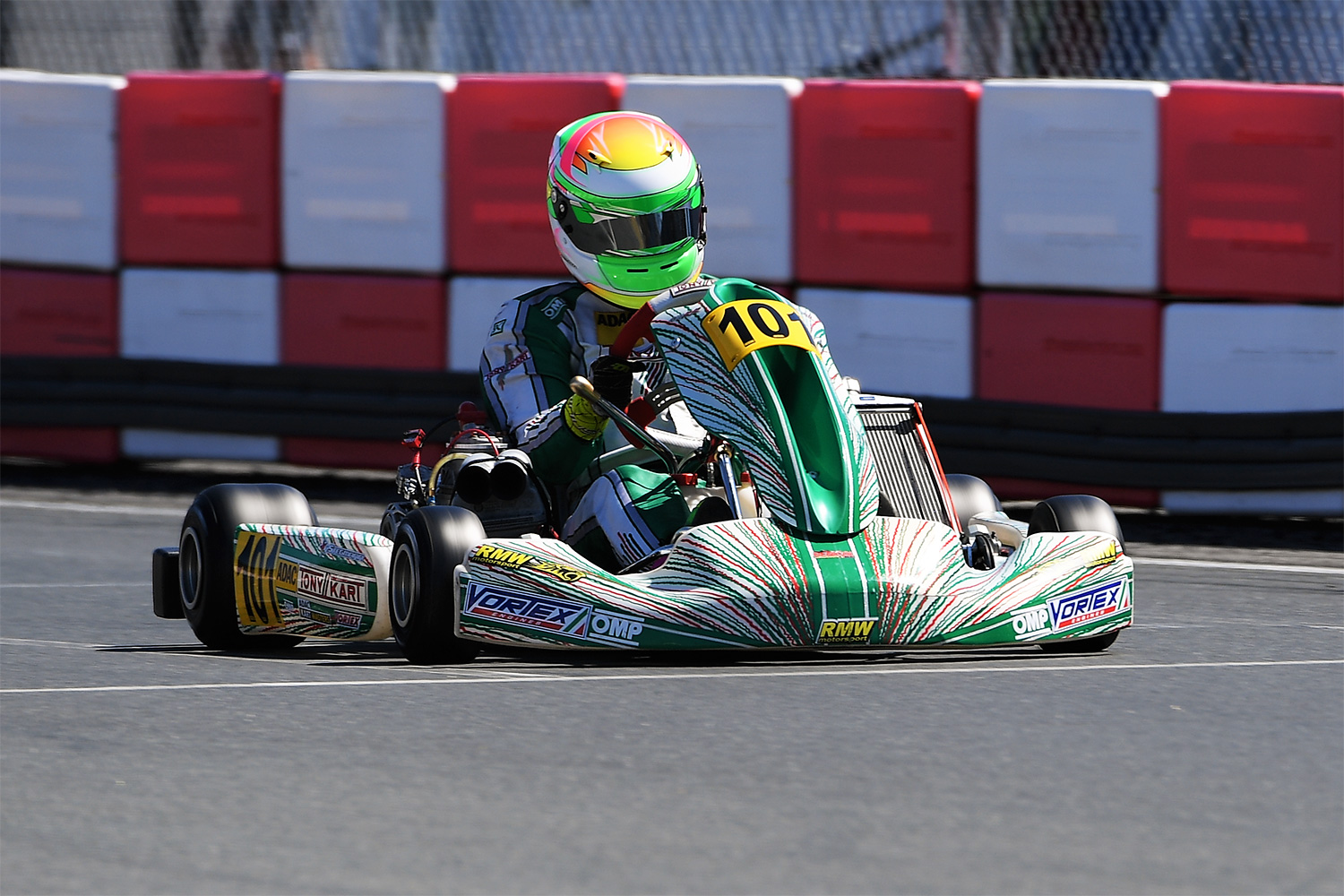 RMW Motorsport holt ADAC Kart Masters-Pokal