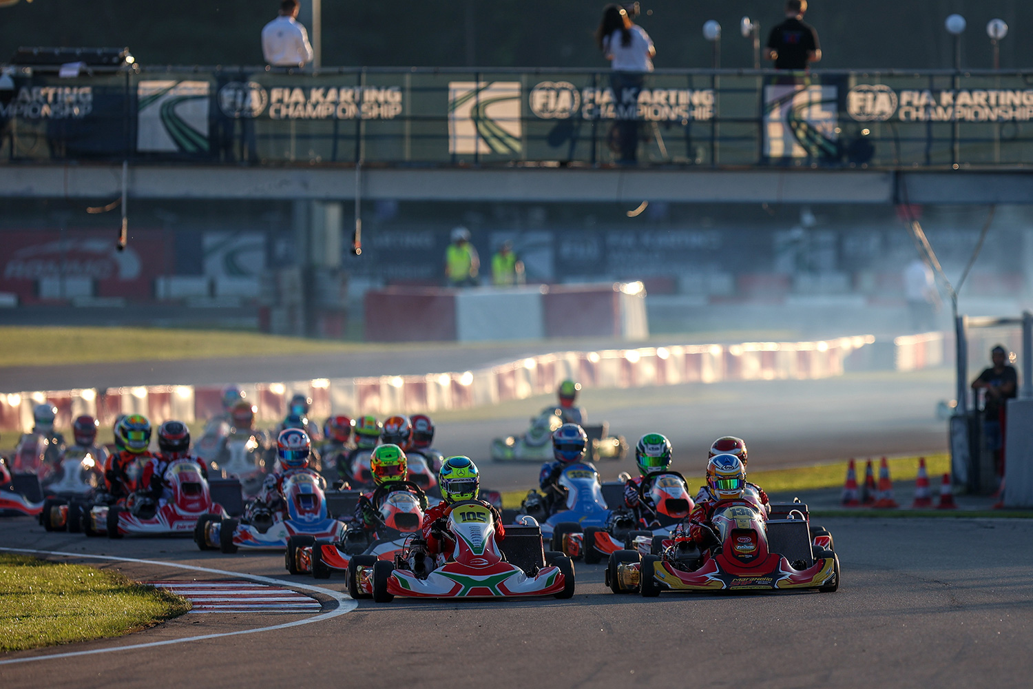 Heißer erster Tage bei der Kart-WM in Wackersdorf