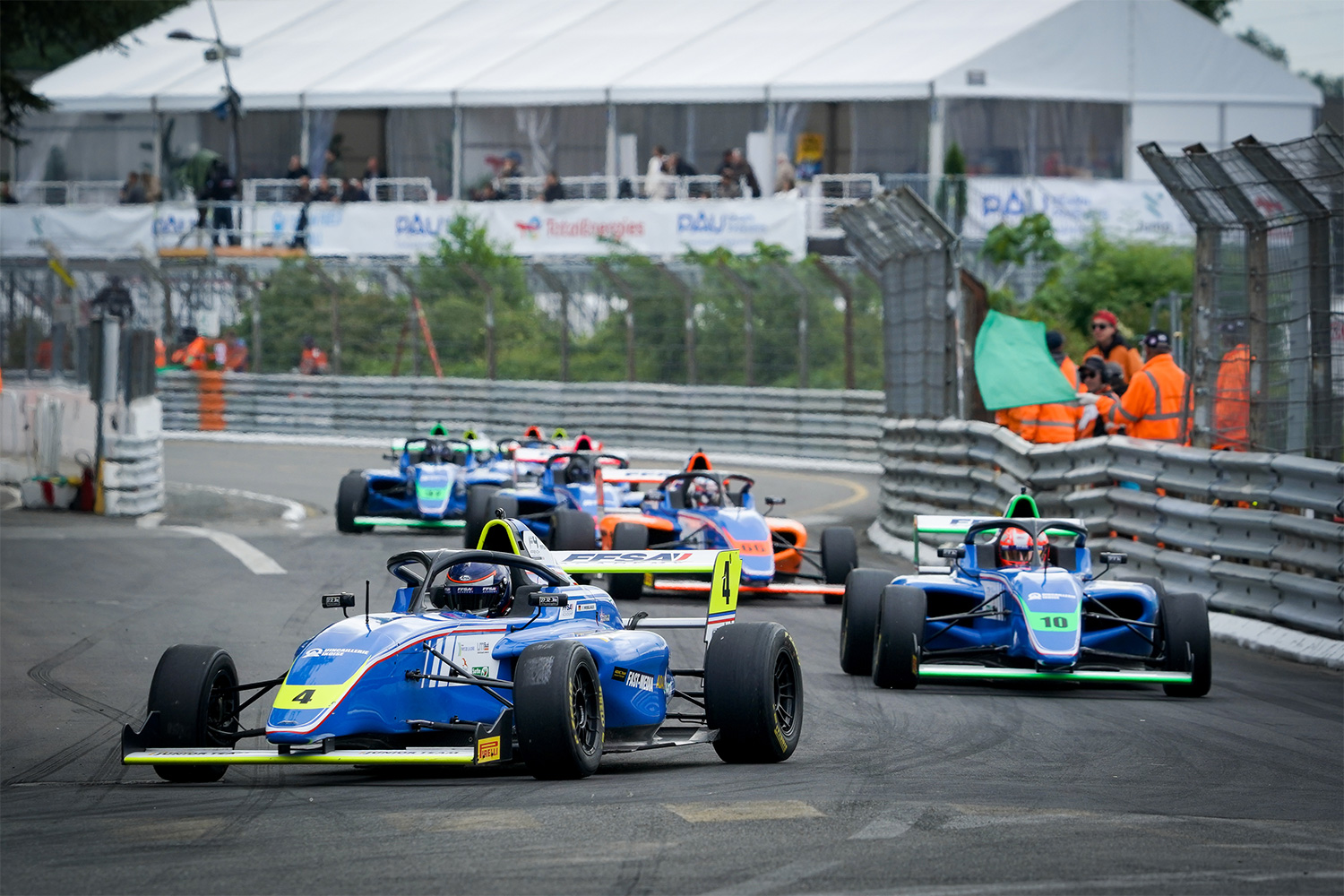 ADAC unterstützt 2024 im ADAC Formel 4 Junior Team vier Piloten