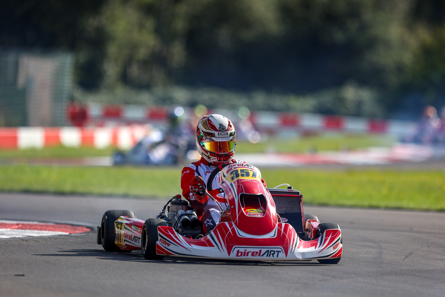 Drei Siegerpokale für Birel ART Racing KSW in Kerpen