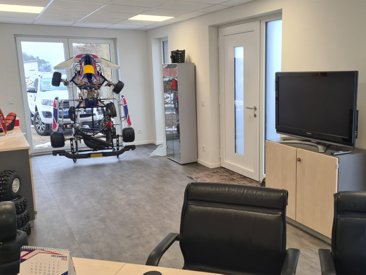 42-Kartshop in Reiskirchen bietet Motorsport-Enthusiasten vielfältige Events und Schulungen
