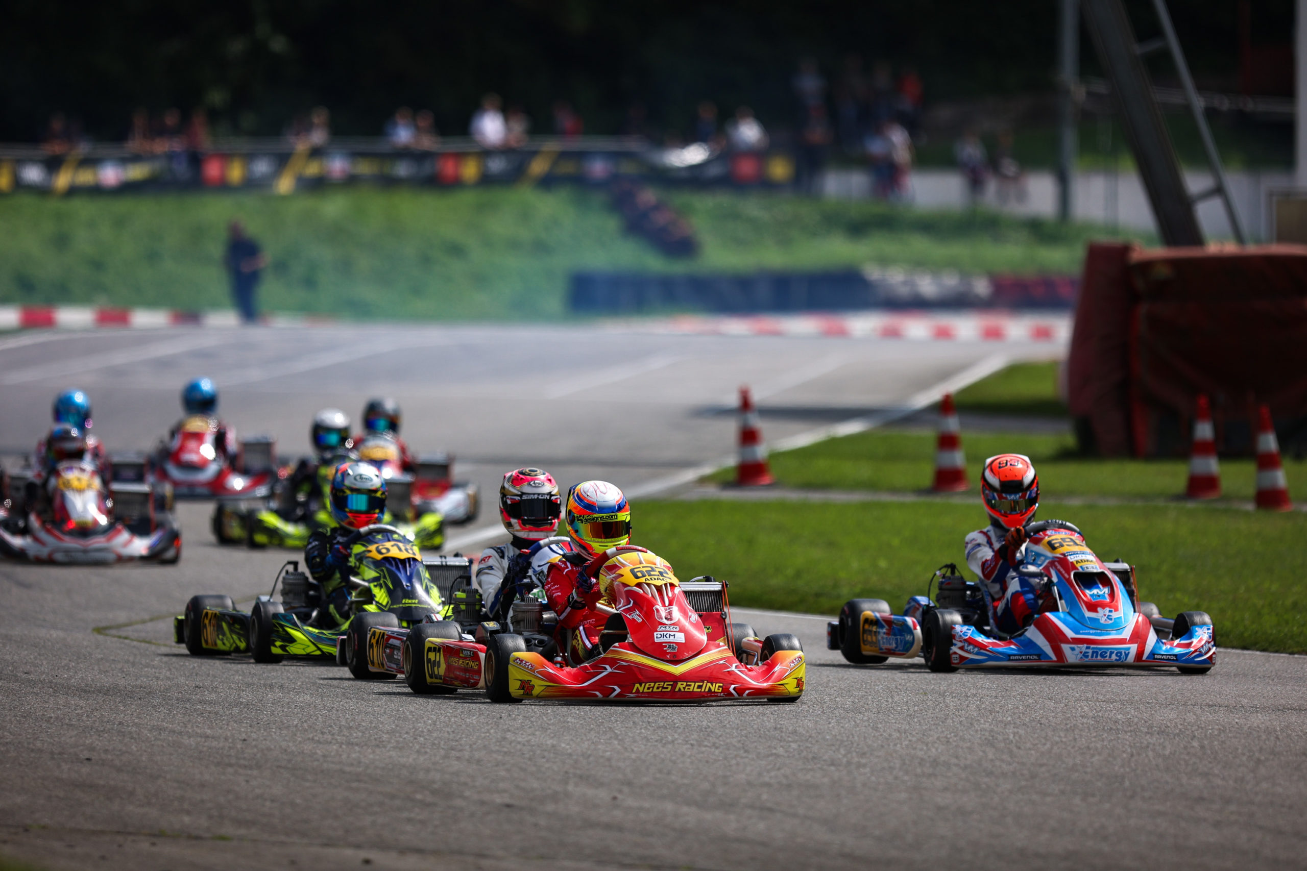 Nees Racing glänzt mit DKM-Vorlaufsiegen in Ampfing