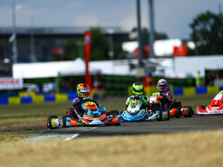 Podest für Kraft Motorsport bei RMC International Trophy in Le Mans