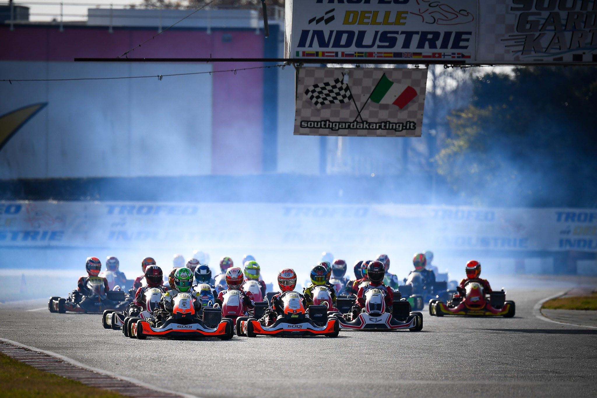 Internationales Feld bei 53. Trofeo delle Industrie in Lonato