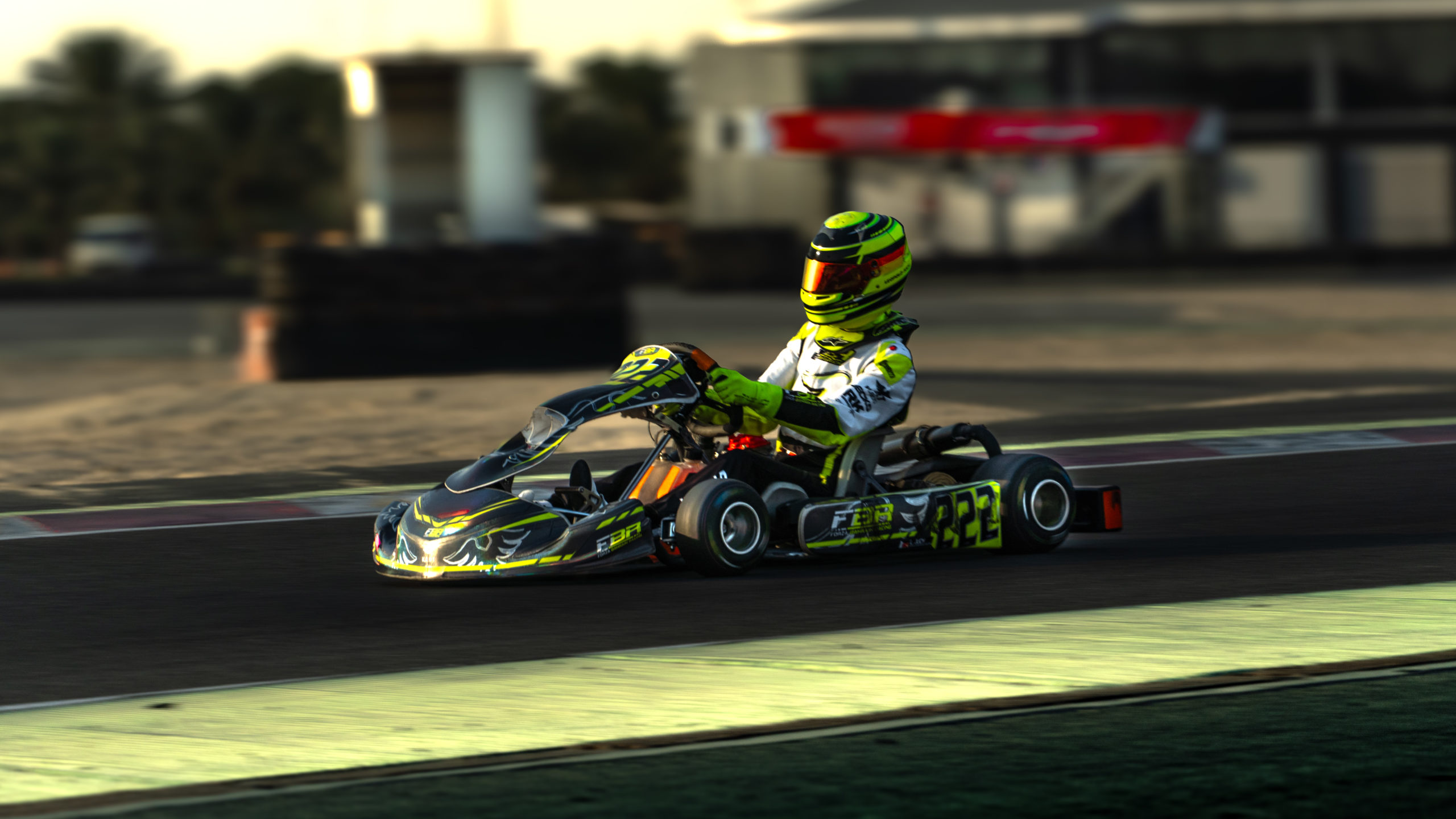 Leopold Juch verteidigt Tabellenführung bei Double-Header der RMC Bahrain