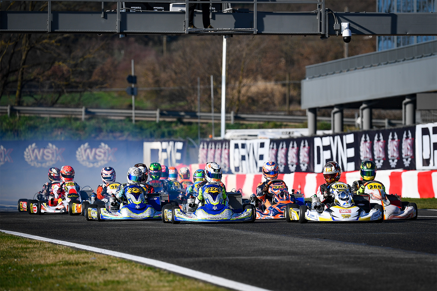 Regen, Dramatik und starke Deutsche beim Auftakt der WSK Euro Series