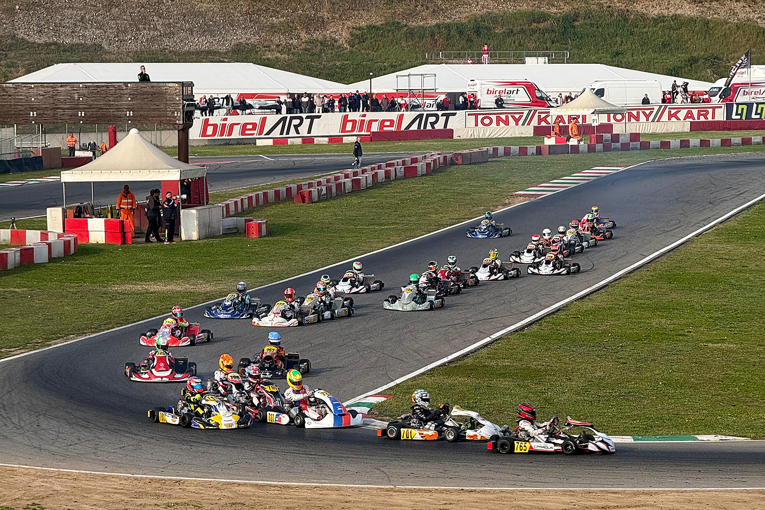 OK-N-Klassen vor starkem Debüt: Motorenverfügbarkeit zum Saisonstart gesichert