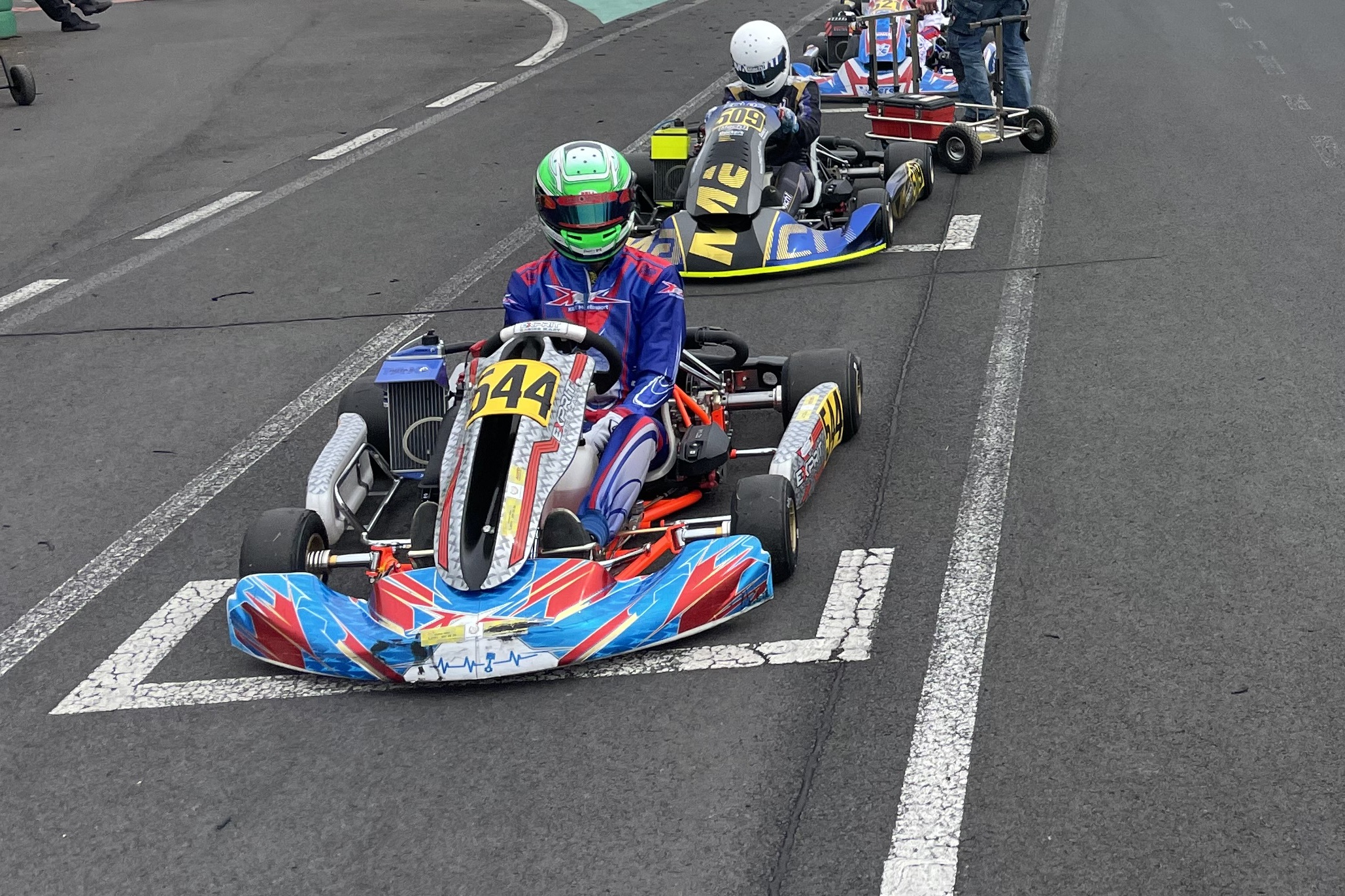 Adrian Röhr glänzt mit Heimsieg beim WAKC-Auftakt in Oppenrod