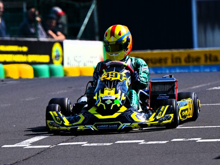 Pokalerfolge für RMW Motorsport beim WAKC-Auftakt in Oppenrod