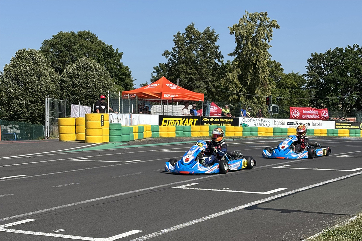 Führende der AvD-ACV German Karting Series in Oppenrod am Start