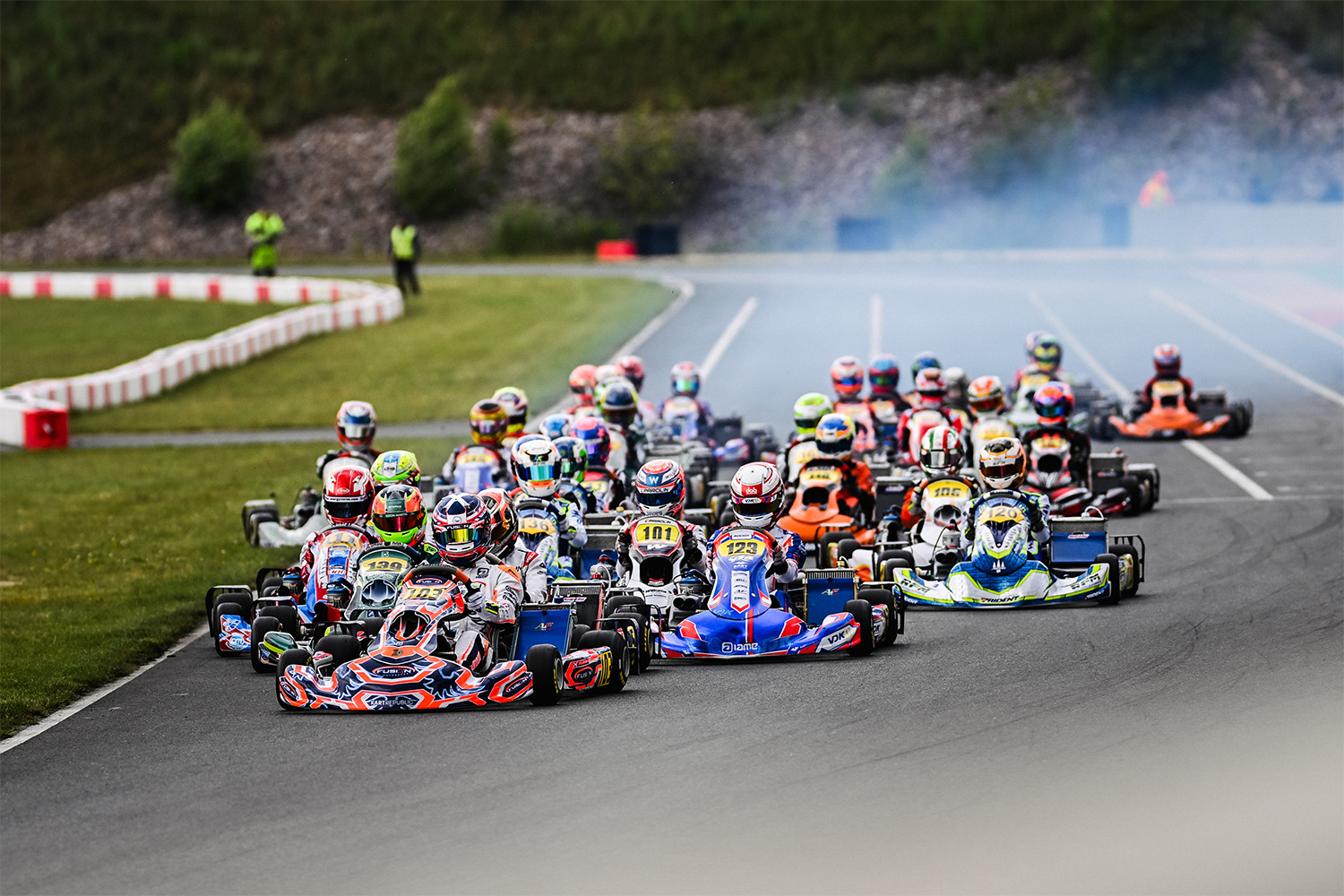 Dramatische Finals und starke Sieger beim FIA-Karting-Wochenende in Mülsen