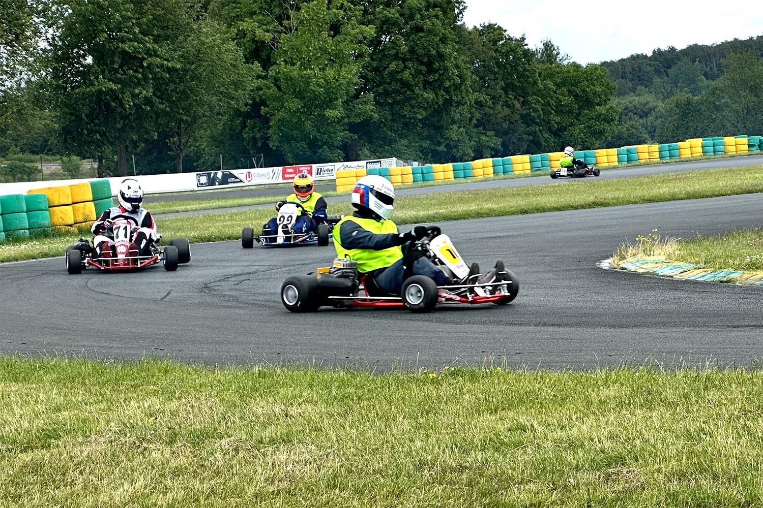 Marlon Mathei siegt beim Klassik-Kart Pokal in Oppenrod