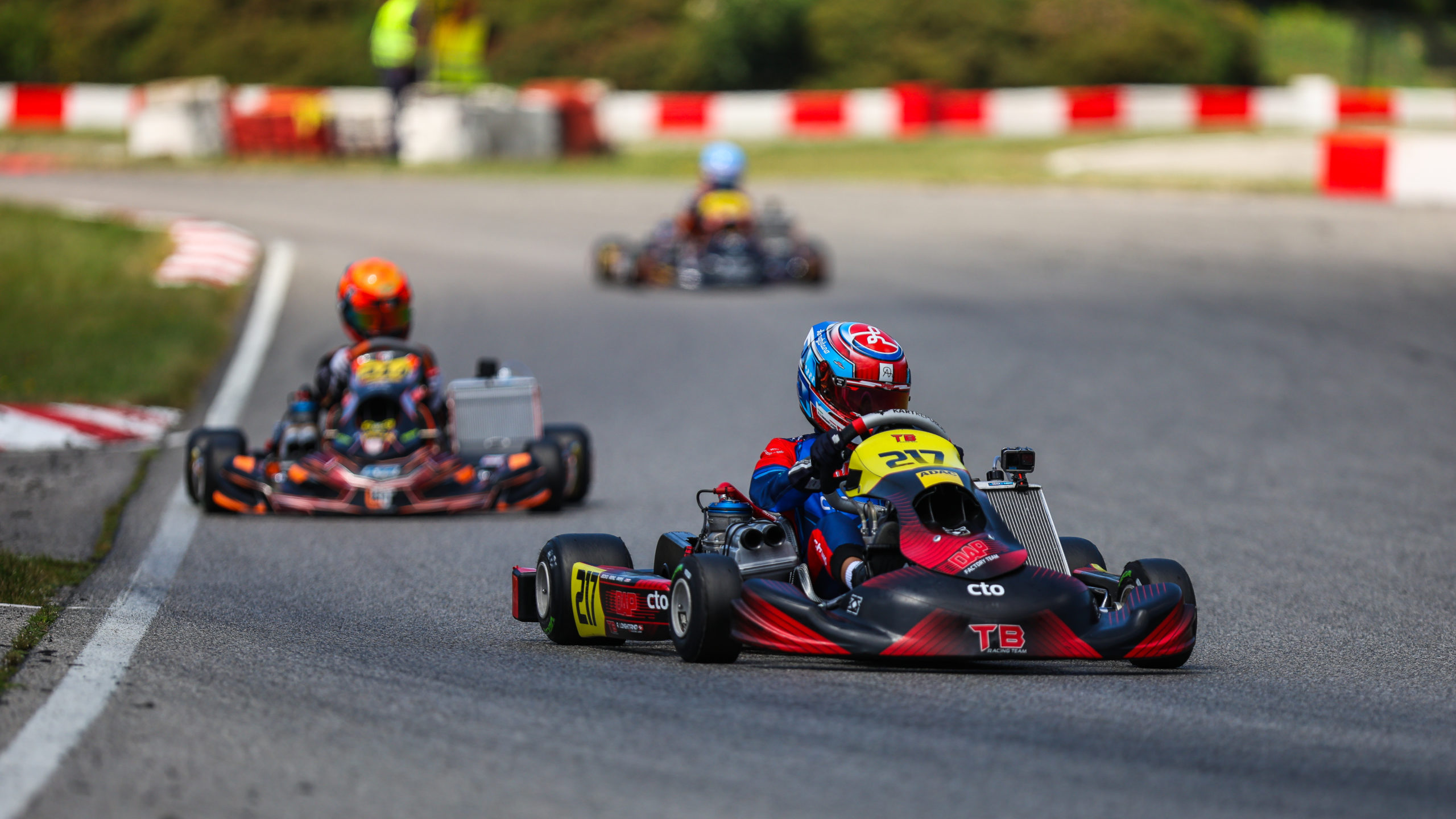 TB Racing Team fährt bei DKM auf OK-N Junior-Podium