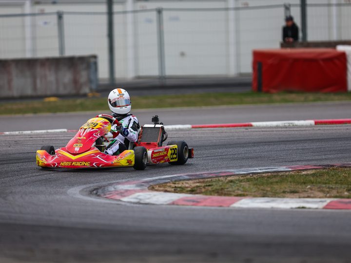 Nees Racing feiert Junioren-Sieg beim Saisonfinale in Wackersdorf